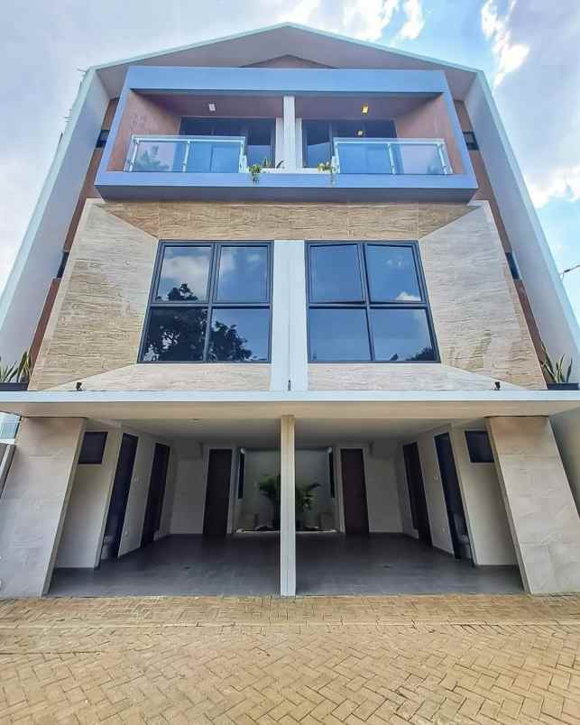 dijual rumah jl pondok labu cilandak