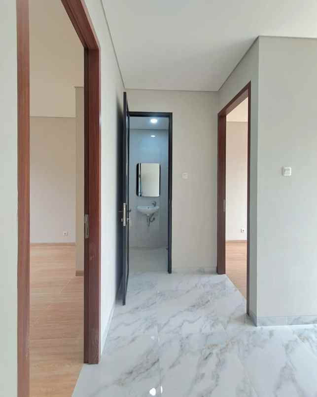 dijual rumah jl pondok labu cilandak