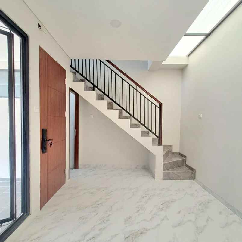 dijual rumah jl pondok labu cilandak