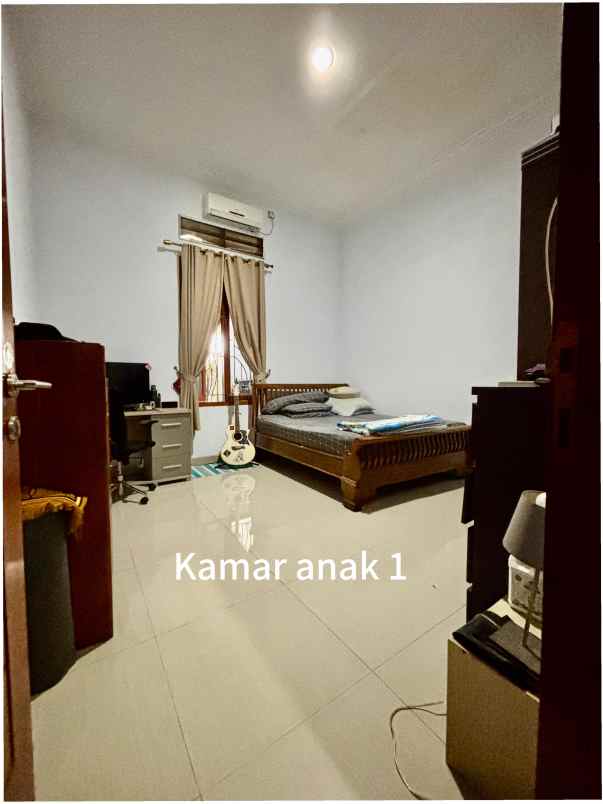 dijual rumah jl pramuka cimandala