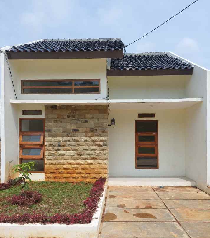 dijual rumah jl raya bojong gede parung