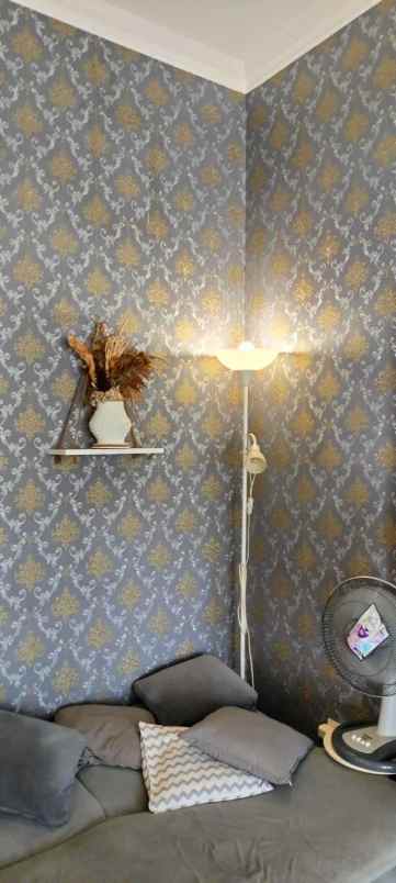 dijual rumah jl raya bojongsari