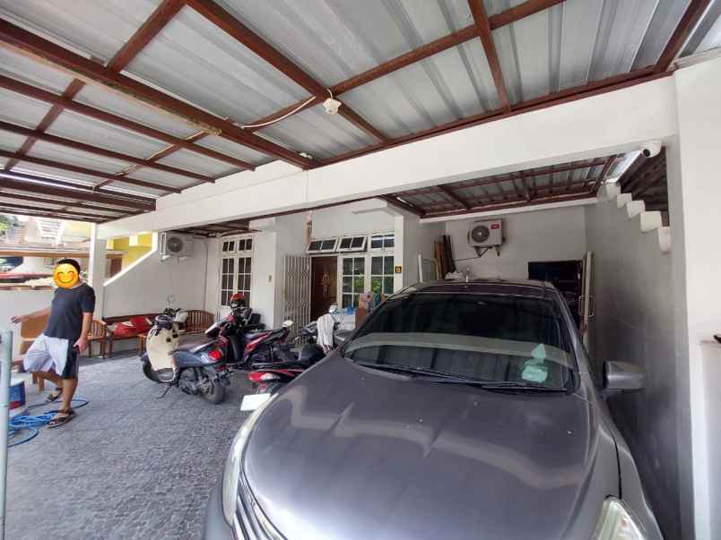 dijual rumah jl raya tajem maguwoharjo