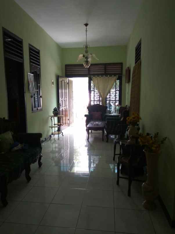 dijual rumah jl raya unitex blok c2 11