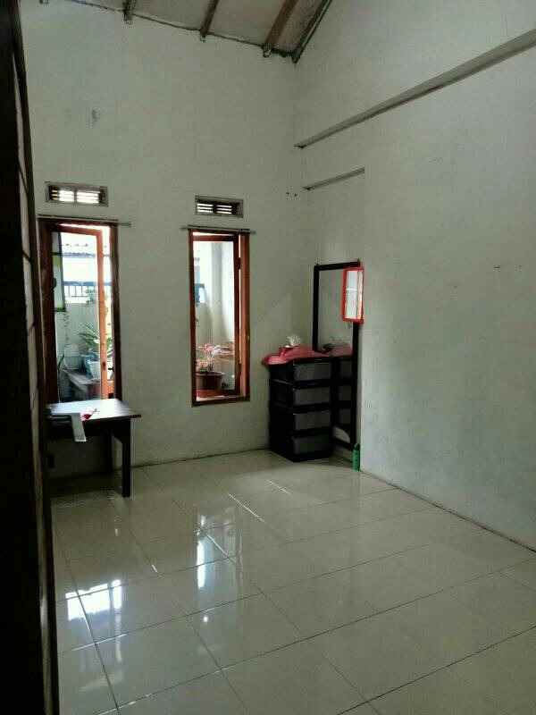 dijual rumah jl riung purna riung