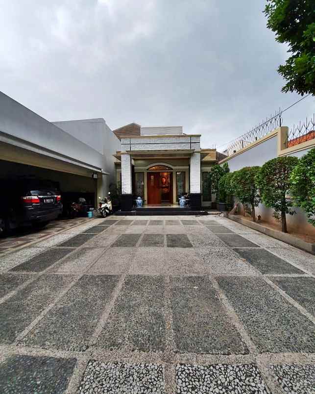 dijual rumah jl sawo cipete jakarta selatan