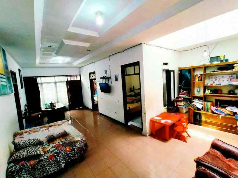 dijual rumah jl soma kiaracondong bandung