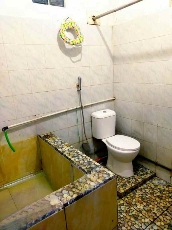 dijual rumah jl soma kiaracondong bandung