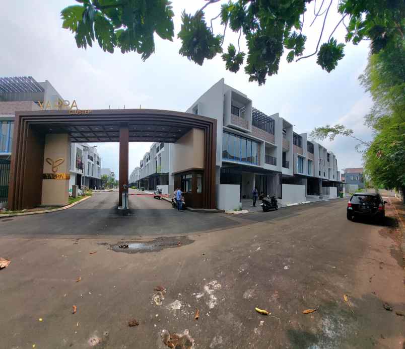 dijual rumah jl taman anggrek rt 002 rw