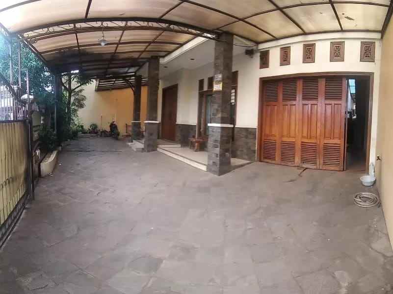 dijual rumah jl tanjung barat raya kec