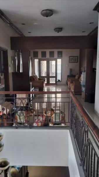 dijual rumah jl tanjung barat raya kec