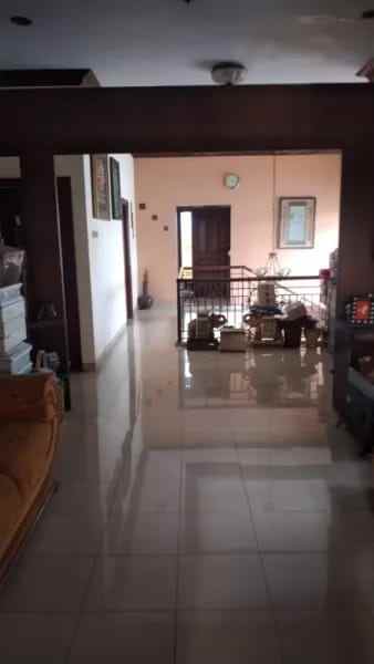 dijual rumah jl tanjung barat raya kec