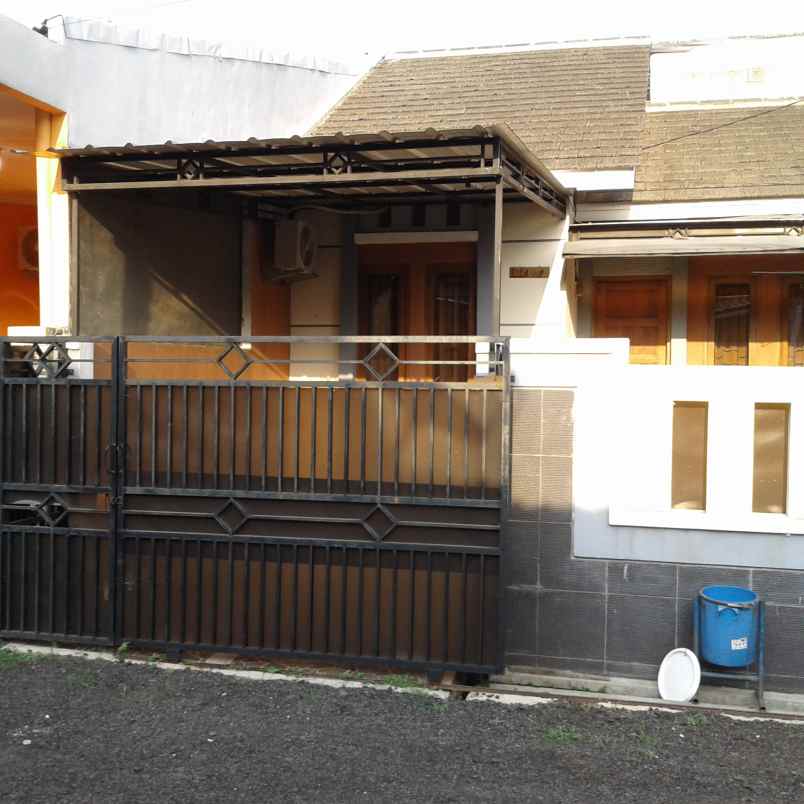 dijual rumah jl tegar beriman perum