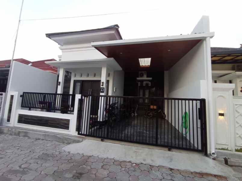 dijual rumah jl wali candi winangun