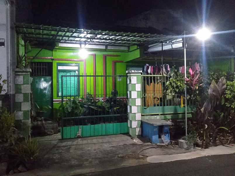 dijual rumah jln danau paniai sawojajar