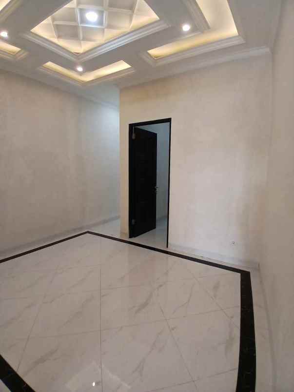 dijual rumah kalimulya