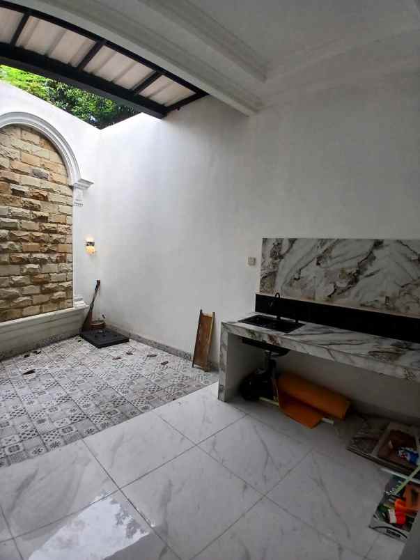 dijual rumah kalimulya