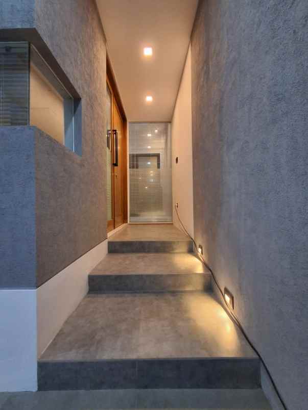 dijual rumah kaliurang km 12 5