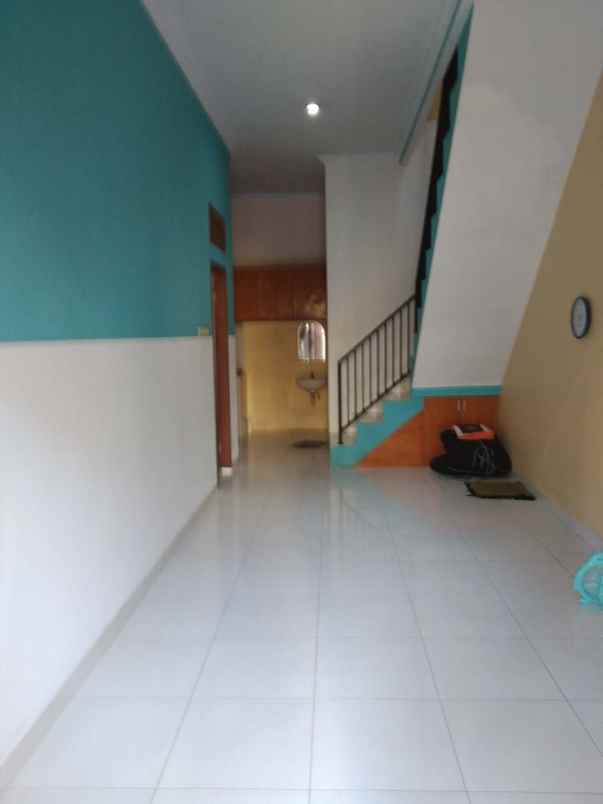 dijual rumah karangsatria