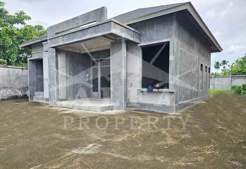 dijual rumah karya baru 5 kota pontianak