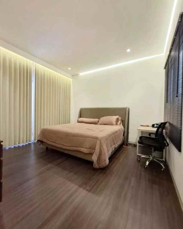 dijual rumah kebayoran baru jakarta selatan