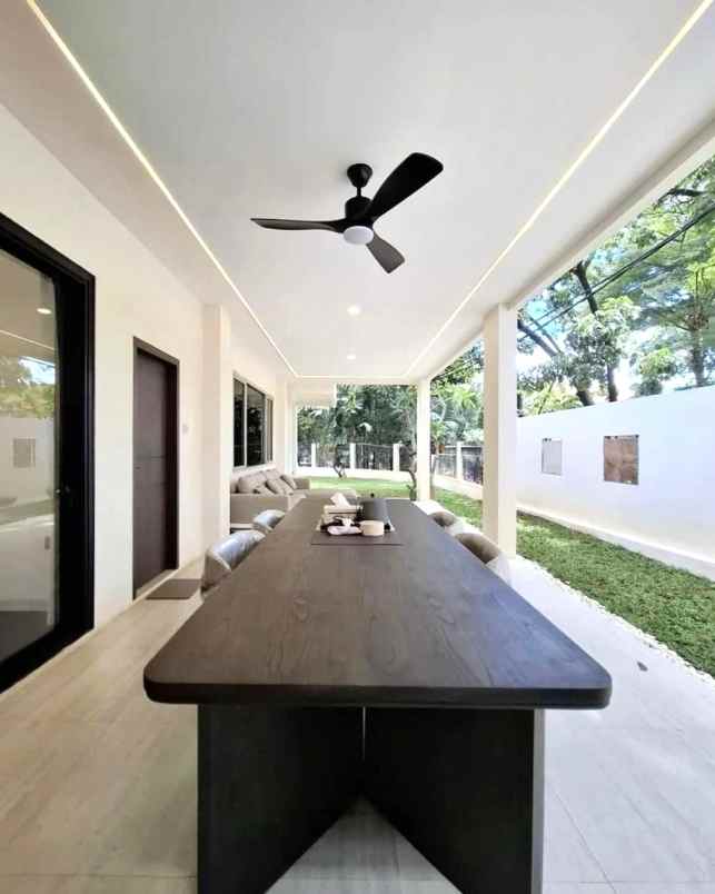 dijual rumah kebayoran baru jakarta selatan