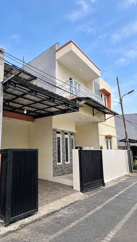 dijual rumah kebayoran lama