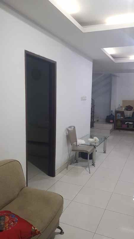 dijual rumah kelapa gading