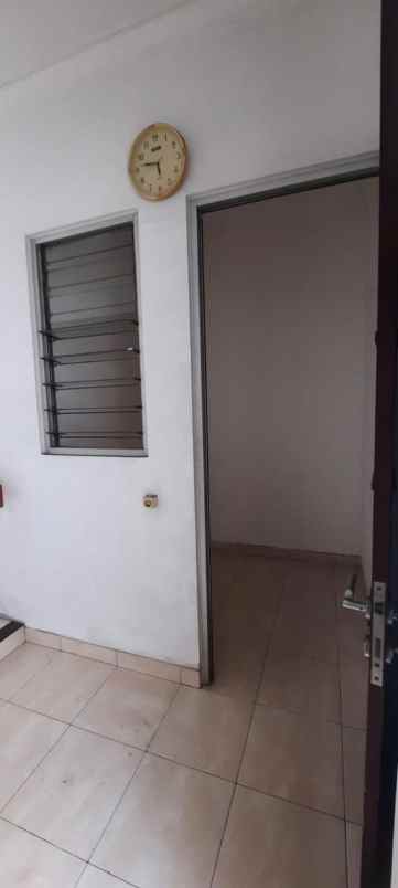 dijual rumah kelapa gading