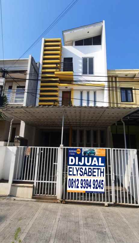 dijual rumah kelapa gading