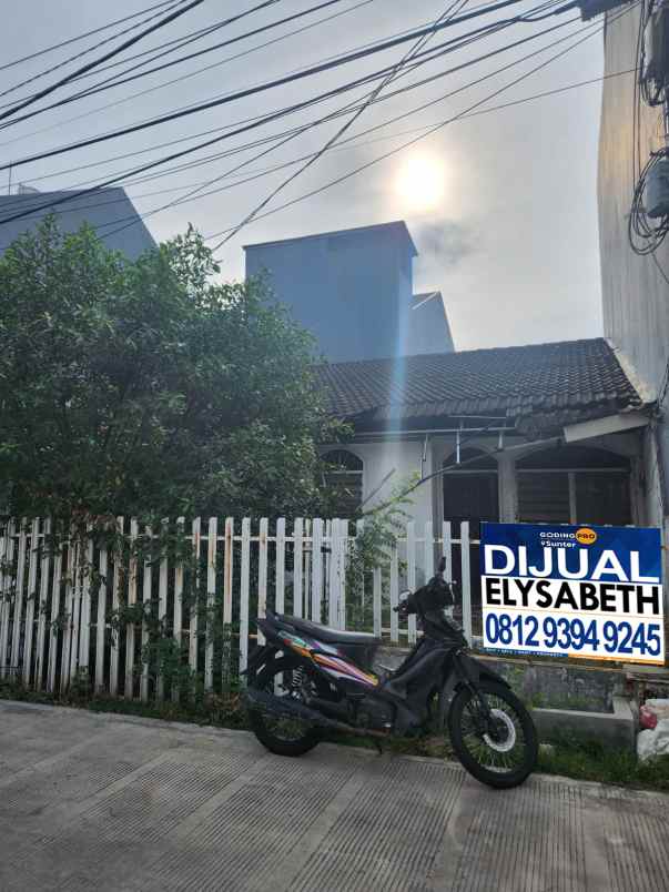 dijual rumah kelapa gading