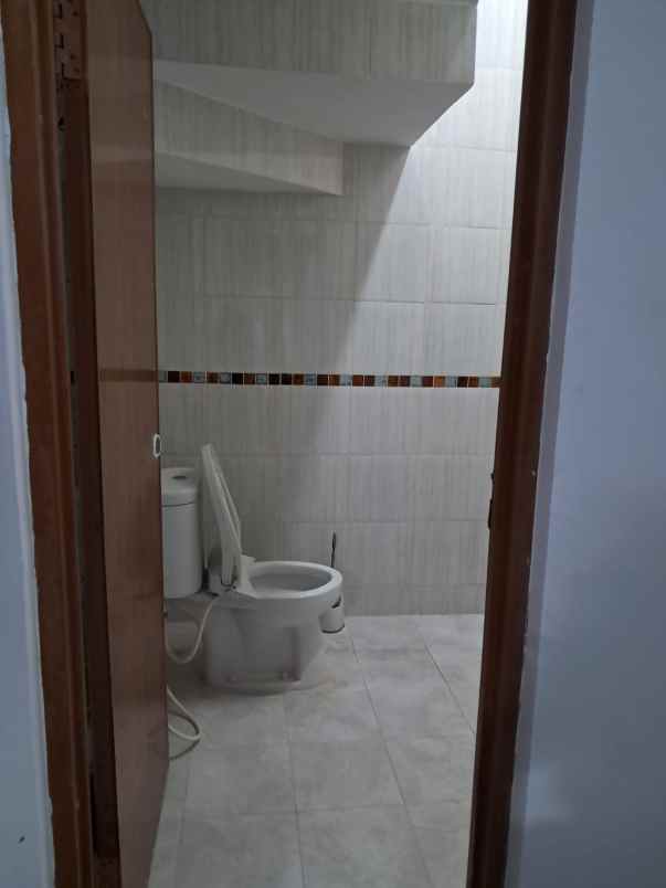 dijual rumah kelapa gading