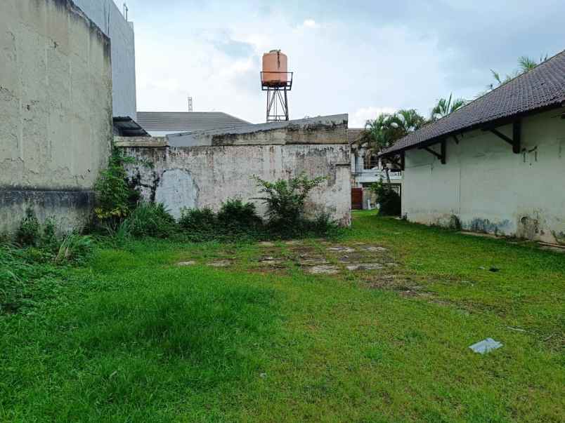 dijual rumah kemang