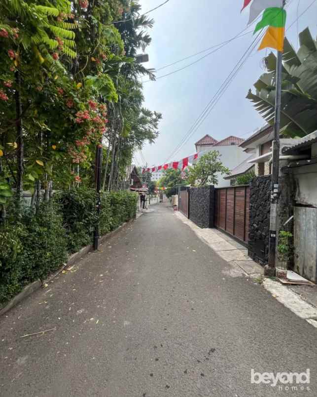 dijual rumah kemang