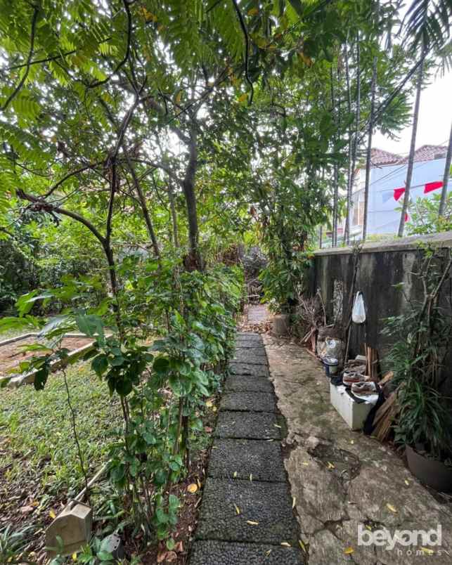 dijual rumah kemang