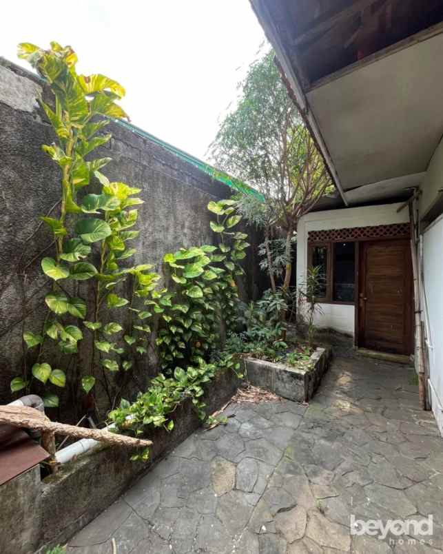 dijual rumah kemang