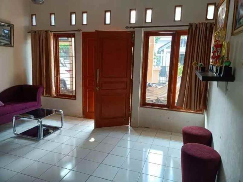 dijual rumah kemang pratama 1 baru renovasi