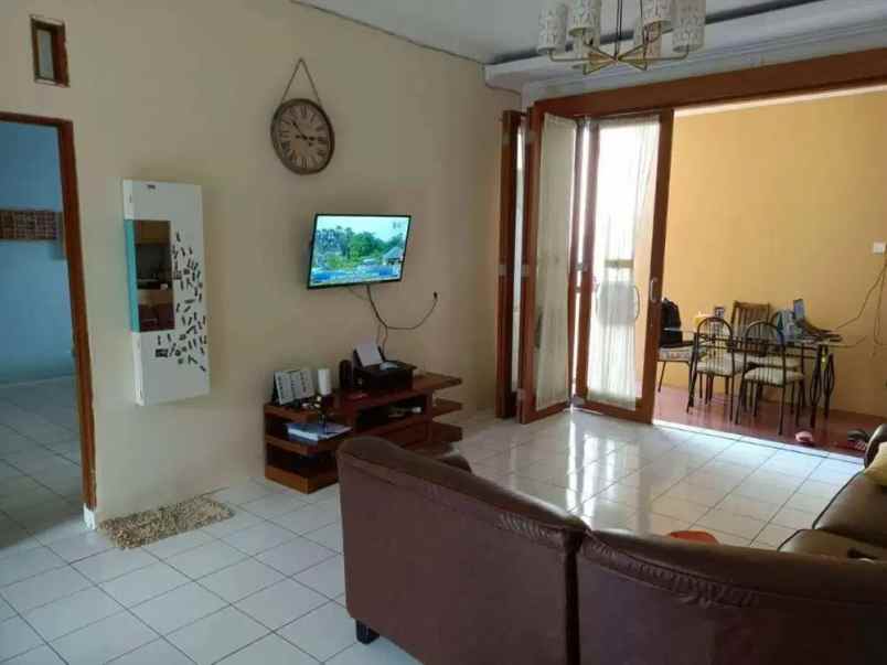 dijual rumah kemang pratama 1 baru renovasi