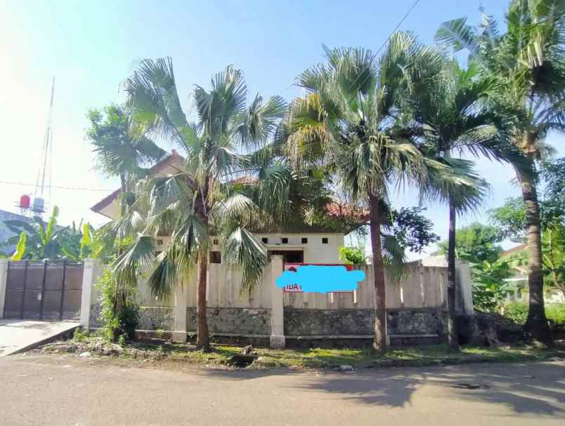 dijual rumah kembangan