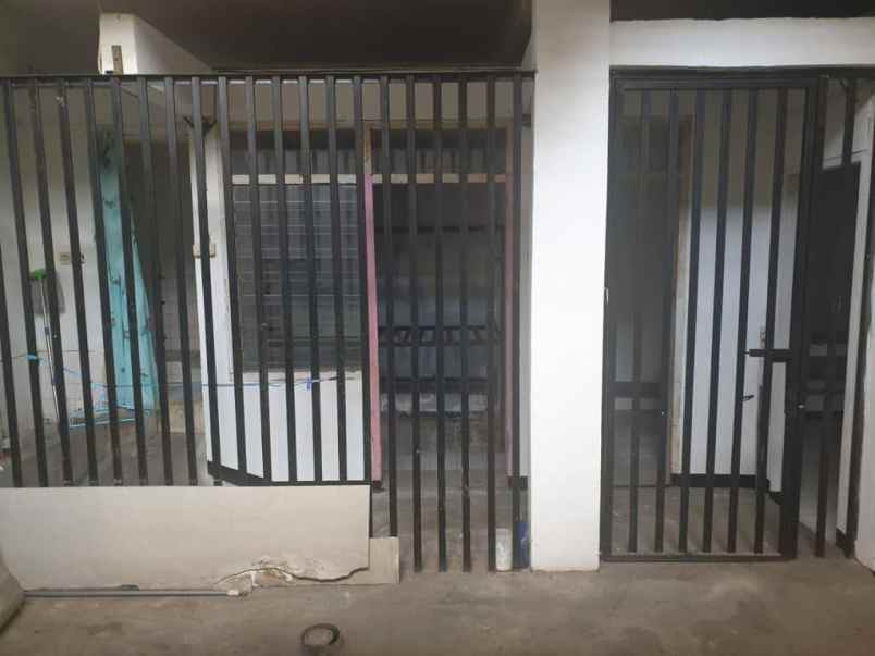 dijual rumah klampis semolowaru surabaya