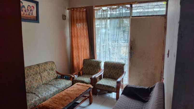 dijual rumah komp ciwastra indah kota