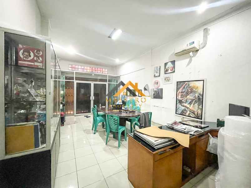 dijual rumah komplek asia megamas