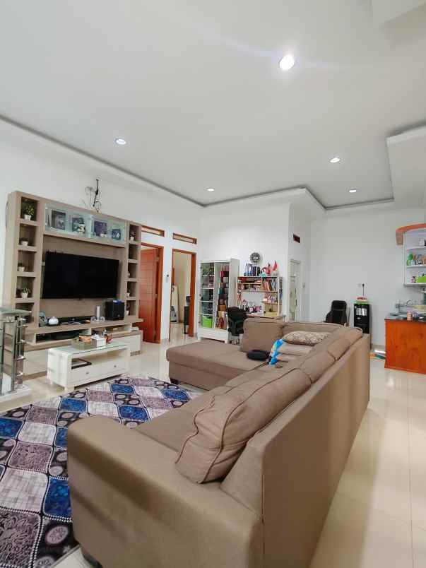 dijual rumah komplek bulog jatiwarna bekasi