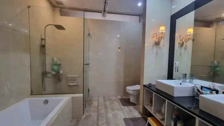 dijual rumah komplek kurdi sayap