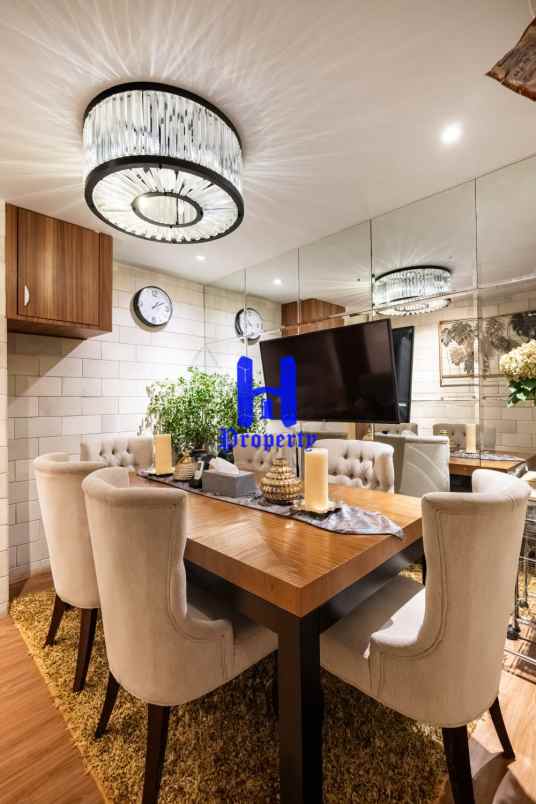 dijual rumah komplek natio residence