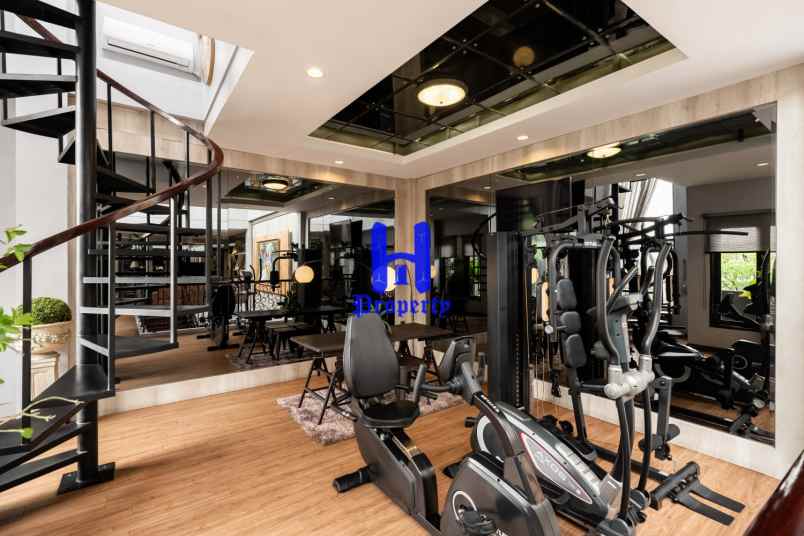 dijual rumah komplek natio residence