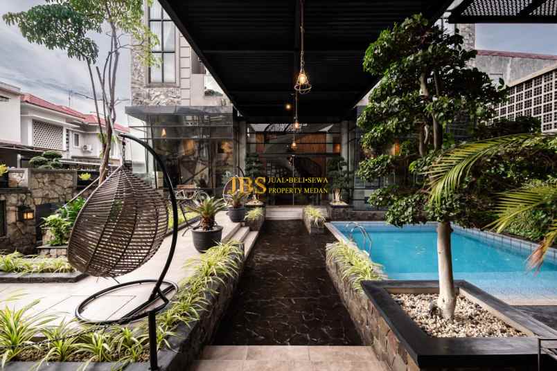 dijual rumah komplek natio residence