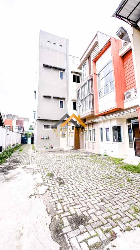 dijual rumah komplek pembangunan