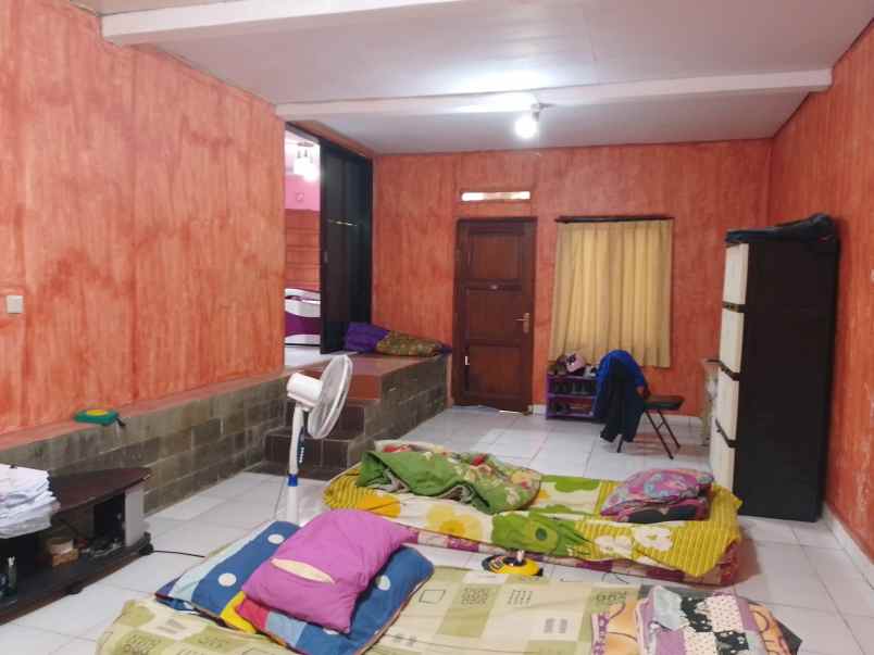 dijual rumah komplek sariwangi dekat polban