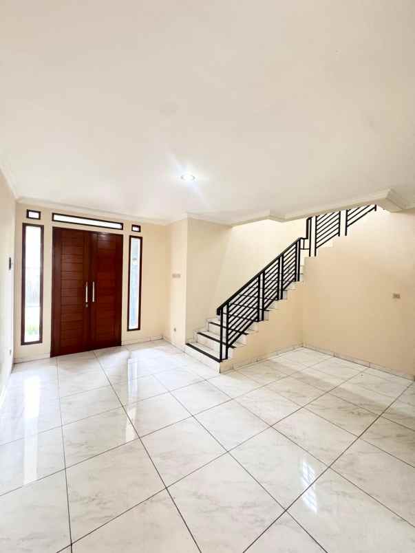 dijual rumah komplek turangga bandung